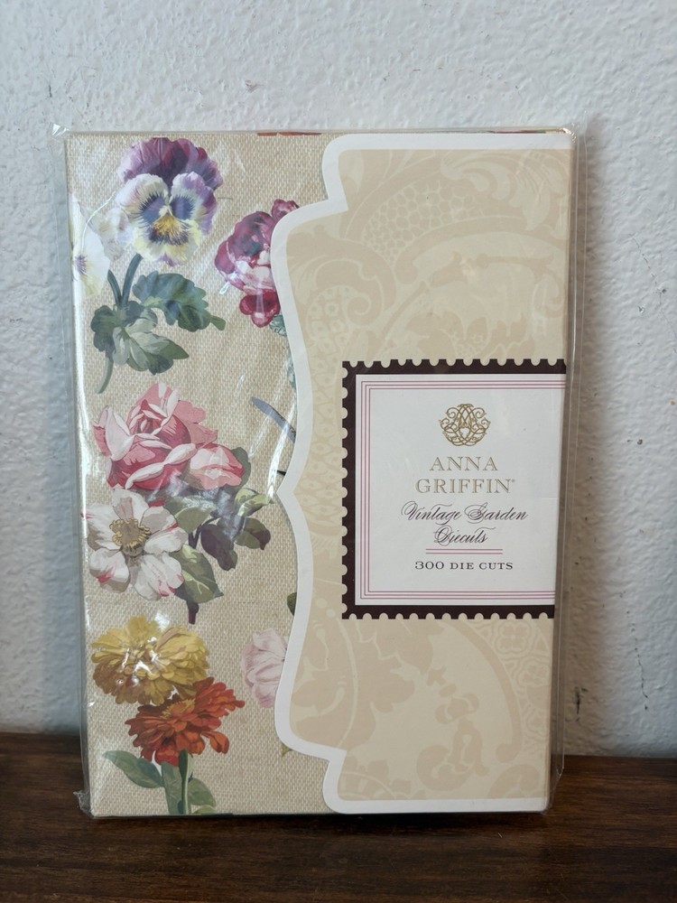 ANNA GRIFFIN Vintage Garden Diecuts – 300 Die Cuts – NEW