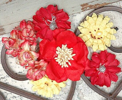 JAZZ Layout Pk – 9 Mixed PAPER Flowers Approx 25-80mm across MH ConB
