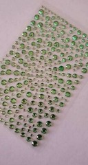 CraftbuddyUS 325 x 2,3,4,5mm EMERALD GREEN Self Adhesive Gems