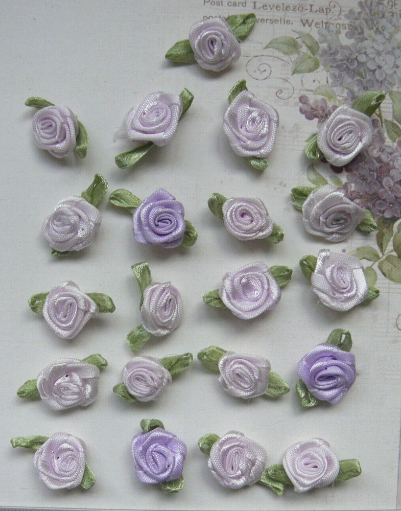 SATIN 12-15mm 21 LILAC LAVENDER ROSES with 25mm long Satin Green Leaves VerCpbrd