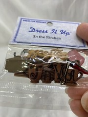 Dress It Up In The Kitchen Button Embellishments Pack Java Pasta Wine