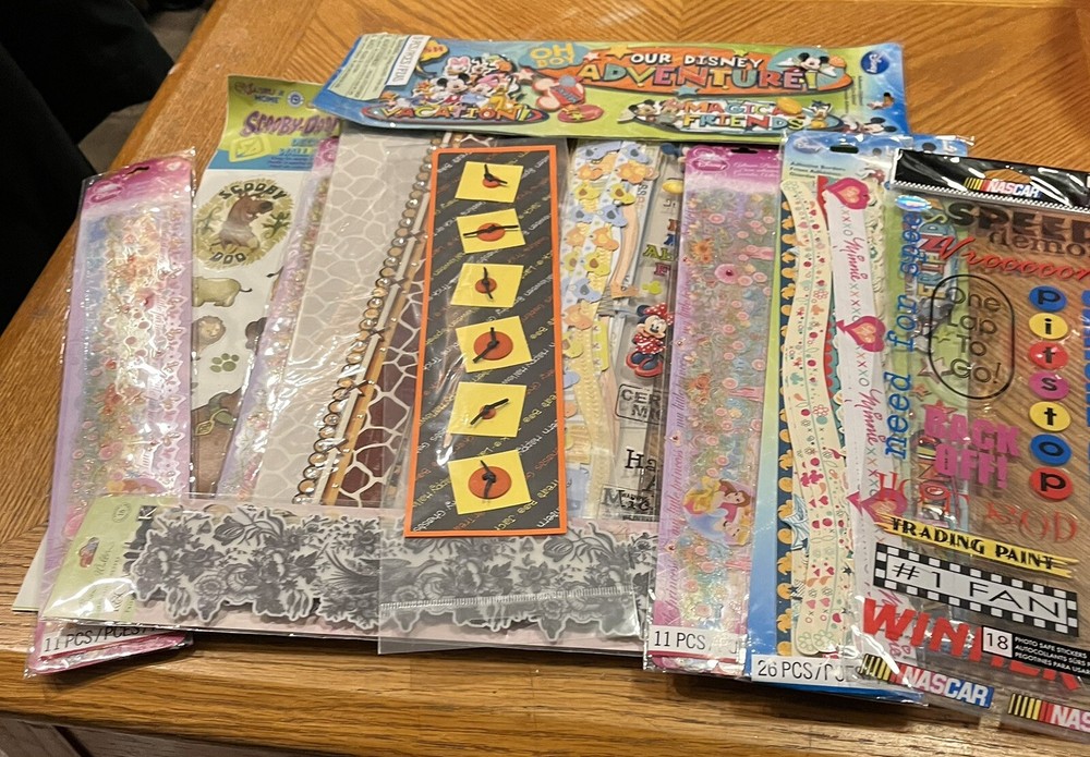 Lot Of 23 Border Stickers Disney, Safari,Flowers, Halloween,Baby And More Lot1