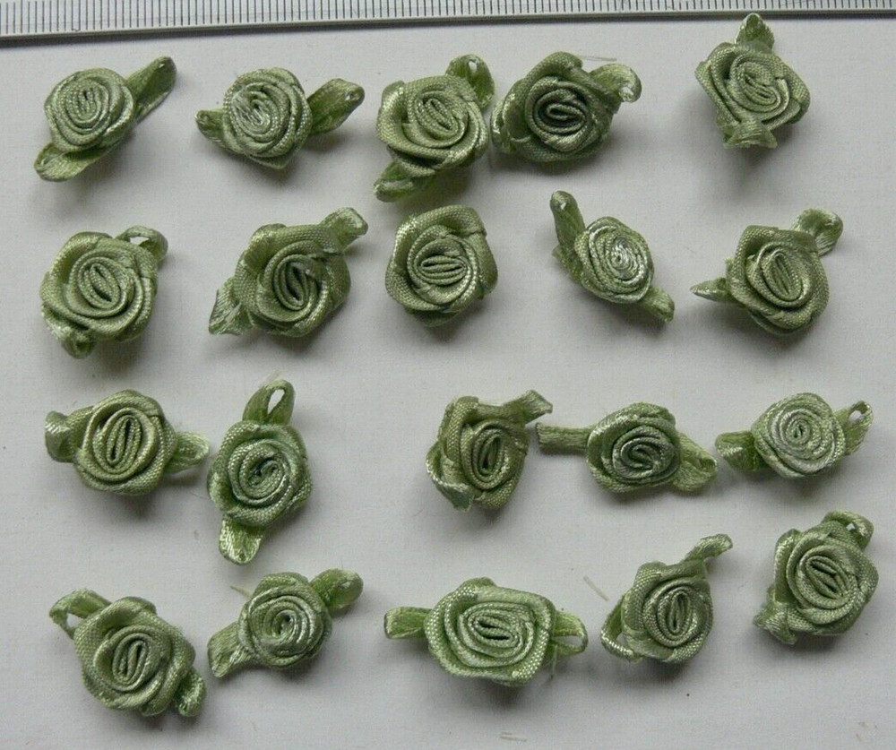 SATIN 12-15mm 20 PISTACHIO GREEN ROSES – 25mm long Satin Green Leaves VerCpbrd