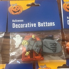 5- Packs Decorative HALLOWEEN Theme Buttons Set for Sewing & Crafts New In Packs
