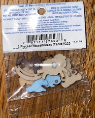 Dress it up Memory Mates-Adventure Awaits-Animal Button Scrapbook Embellishments