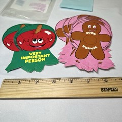 35 CTP ’81 SCRATCH & SNIFF PAPER AWARD RIBBONS VERY IMPORTANT PERSON CANDY APPLE