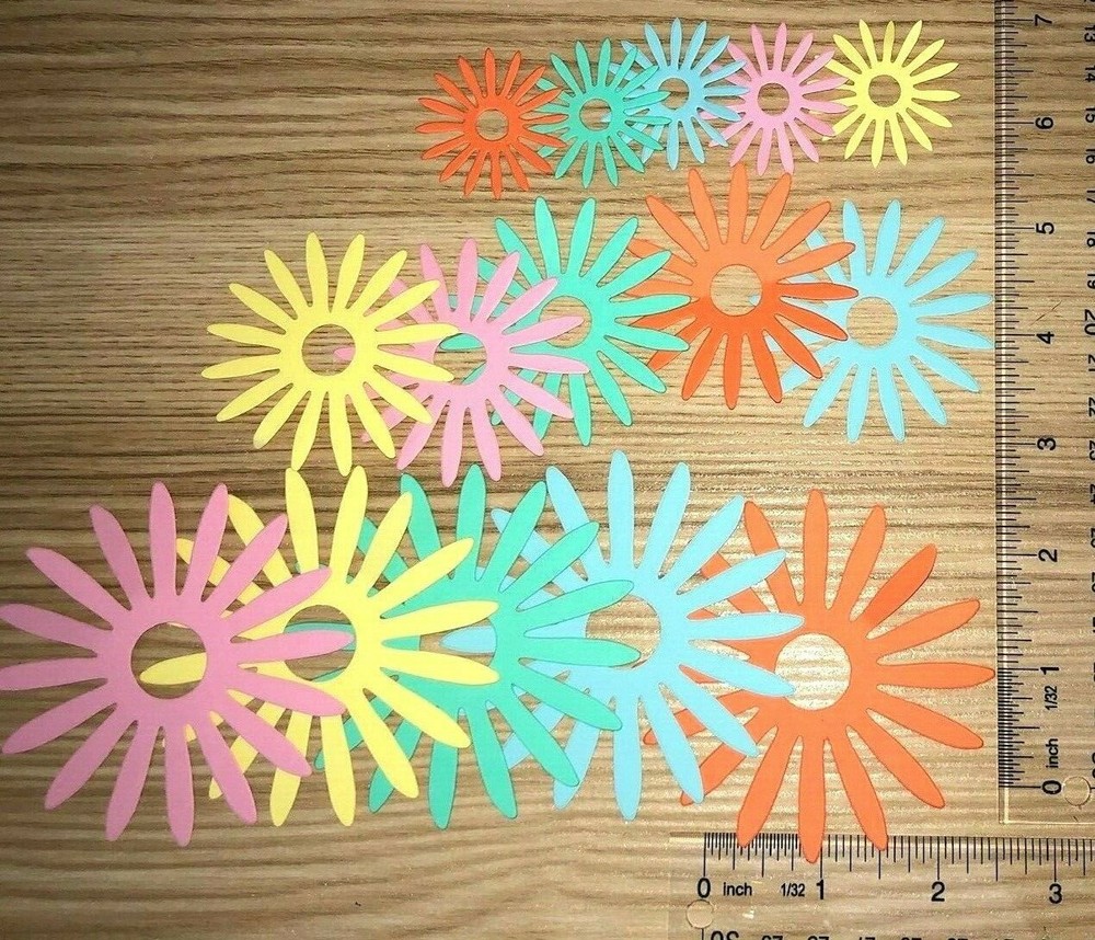 🌼30 FLOWER DAISIES #2 cardstock paper die cut embellishments scrapbook / card