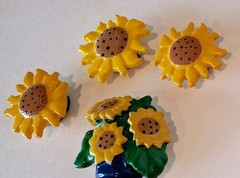 75 FALL/AUTUMN EMBELLISHMENTS ACCENTS IMAGES FIBERS BUTTONS DIE CUTS PAPERS ETC