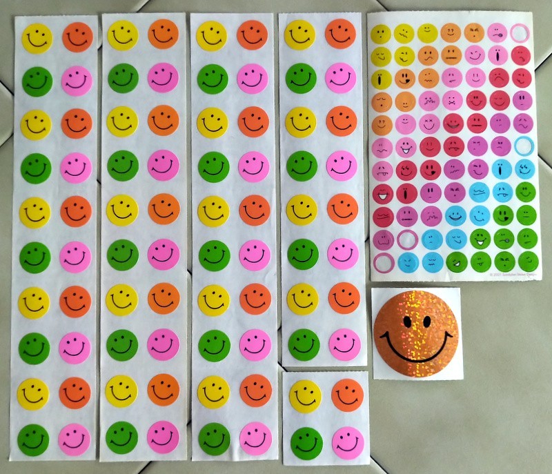 Lot (20+ Mods) Vintage SANDYLION Bright Color Smiley Faces, Expressions Stickers