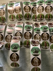 Teacher Kids Reward 1” Round Animal Stickers 4 Designs Brand New Lot of 100 #*