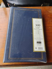 MBI PhotoPlace, Photo Album Slim 300, Holds 4 x 6 photos, Holds 300 Photo’s