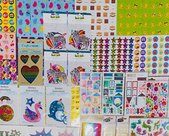 555pc Lot Scrapbook Supplies Stickers Gems Border Die cuts Kits Rub On Transfers
