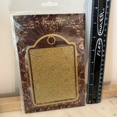 GRAPHIC 45 «METAL DIES» REGULAR TAG & GEARS