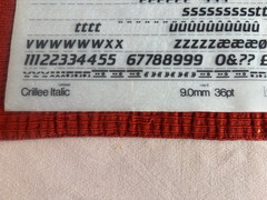 Letraset 3 INSTANT LETTERING Transfer Letters Crillee Italic 36pt England 1